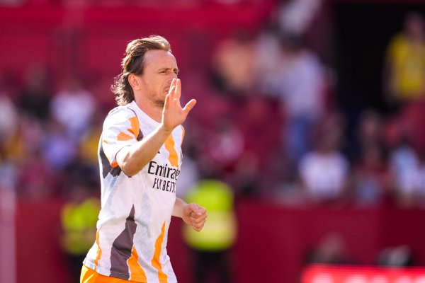 创通网 莫德里奇告别皇马！13年狂砍28冠，还有金球奖